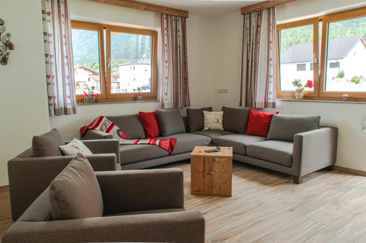 Ferienhaus Sennerhaeusl Sautens Buitenkant foto